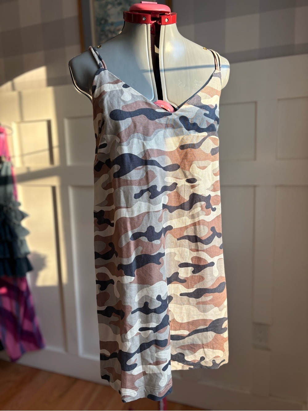 Zara Linen Blend Camo Midi Dress in Beige, Taupe & Navy Small - Picture 2 of 9